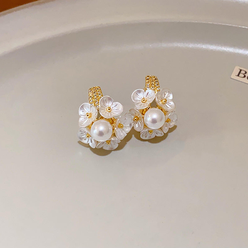 Eleganti Orecchini a Perno da Donna in Stile Francese Vintage con Zirconi Geometrici e Perle Imitazione