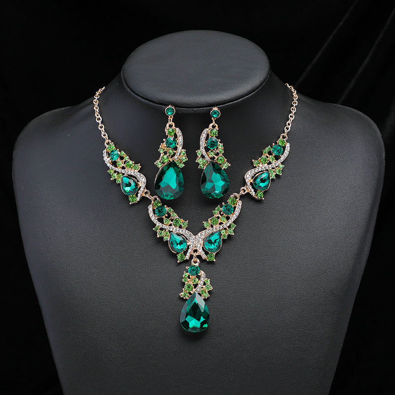Vintage Artistic Waterdrop-Shaped Alloy Necklace Set with Rhinestone-Inlaid Leaves and Electroplated Finish for Women