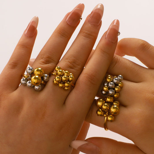 Anello da donna minimalista geometrico in acciaio inossidabile con design asimmetrico a grappolo d'uva e placcatura in oro 18 carati