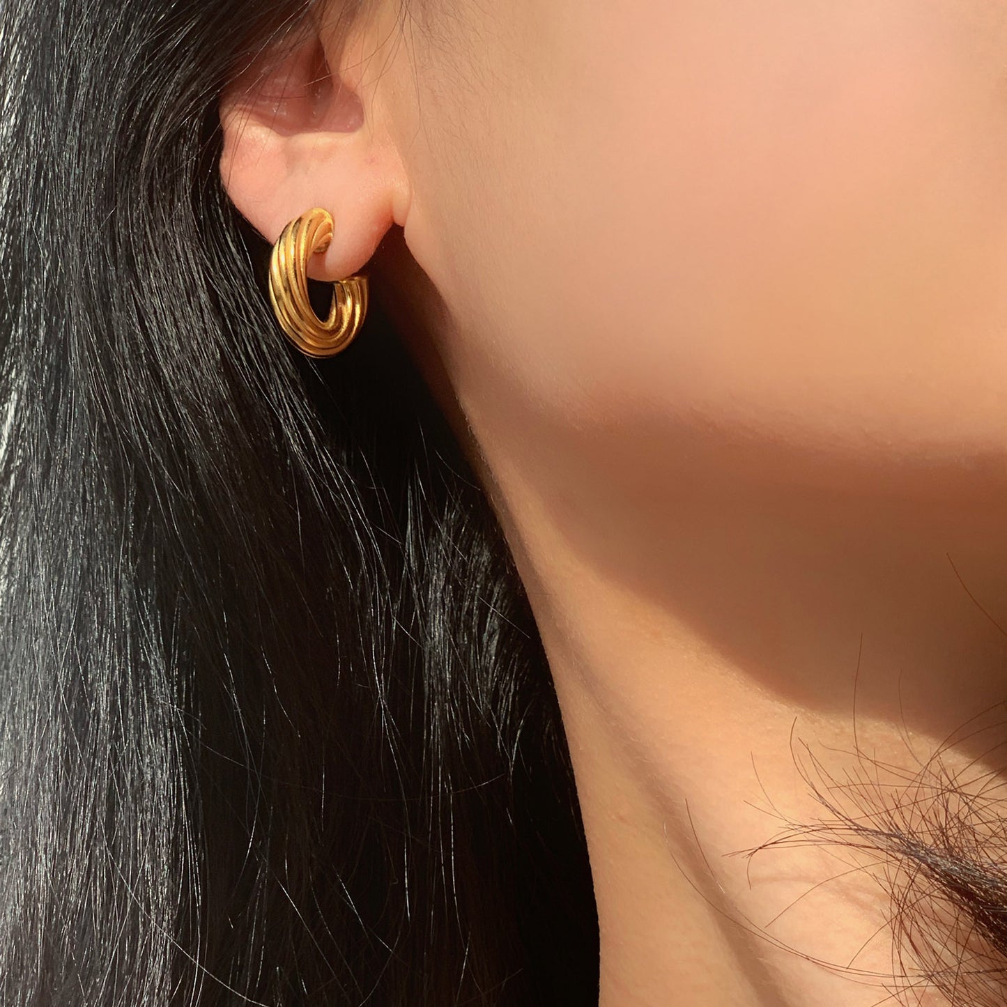 Pendientes de Acero Inoxidable Geométricos Retorcidos de Moda con Baño de Oro de 18K para Mujer