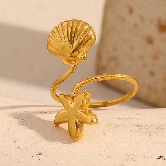 Fashionable Star-Shaped Stainless Steel Ring with 18K Gold Plating and Seashell Accent for Women