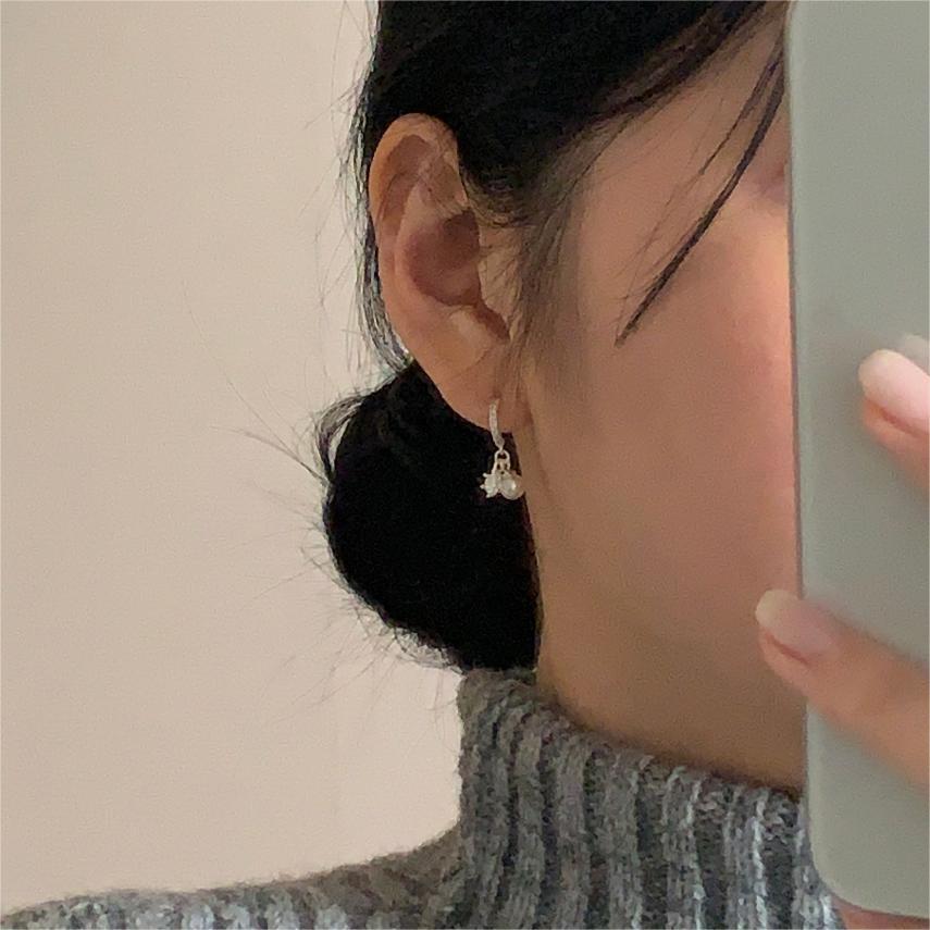 Minimalist Sweet 925 Sterling Silver Geometric Six-Prong Cubic Zirconia Pearl Stud Earrings Gold Plated