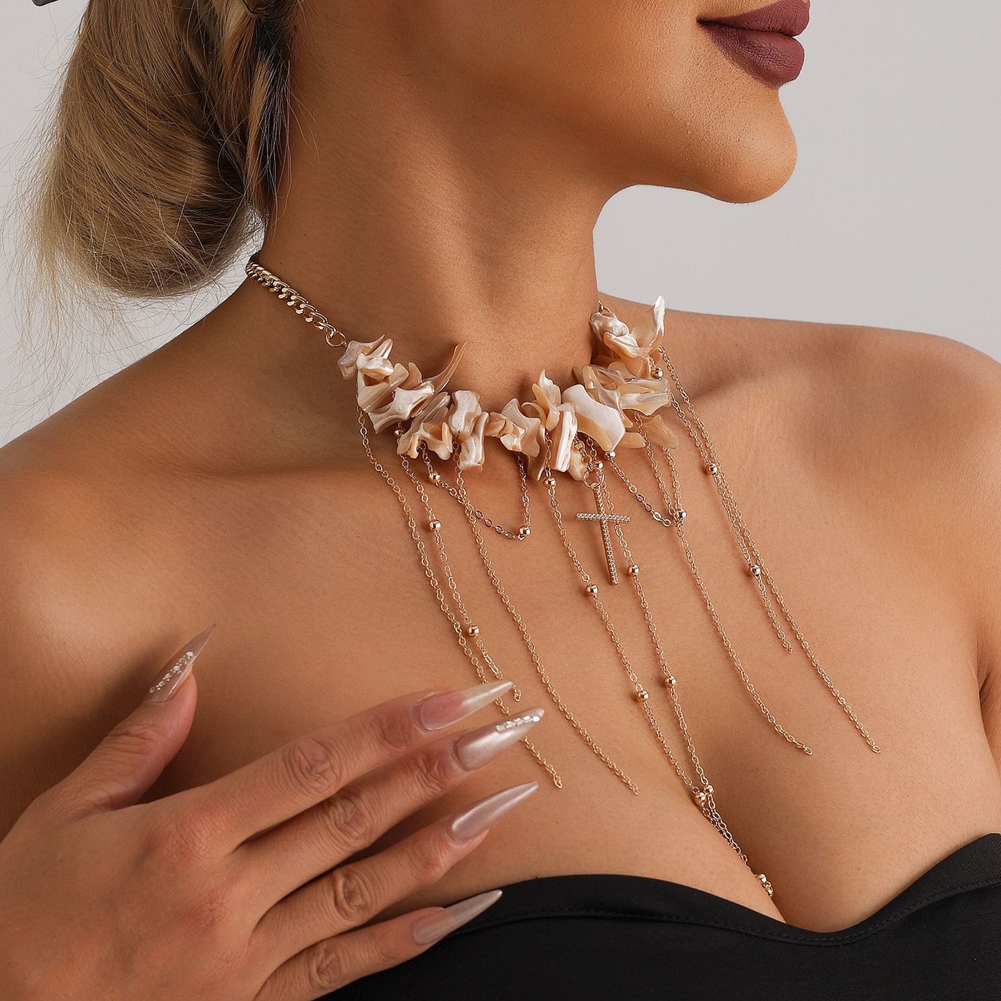 Vintage-Inspired Irregular Shell Cross Pendant Clavicle Necklace for Women with Electroplated Alloy and Geometric U-Shaped Design