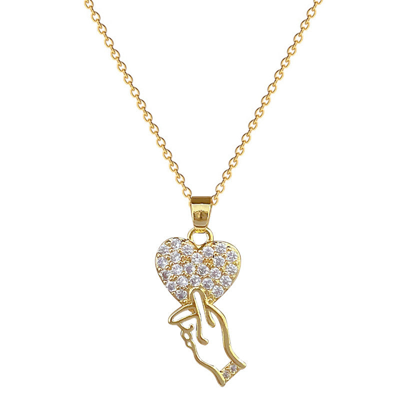 Collar minimalista de acero de titanio con forma de corazón coreano y circonitas incrustadas para mujer y hombre, cadena delicada para la clavícula