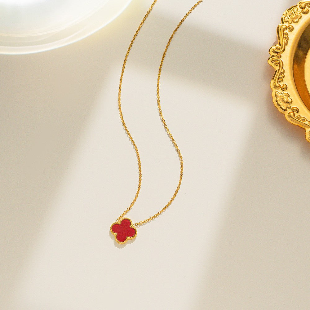 Pulsera Minimalista de Acero de Titanio con Forma de Trébol para Mujer con Baño de Oro e Incrustaciones de Nácar