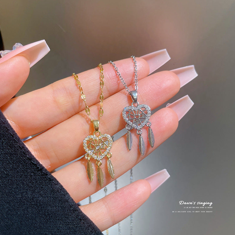 Luxury Natural Fresh and Sweet Feather Geometric Titanium Steel Collar Necklace with Rhinestone Inlay