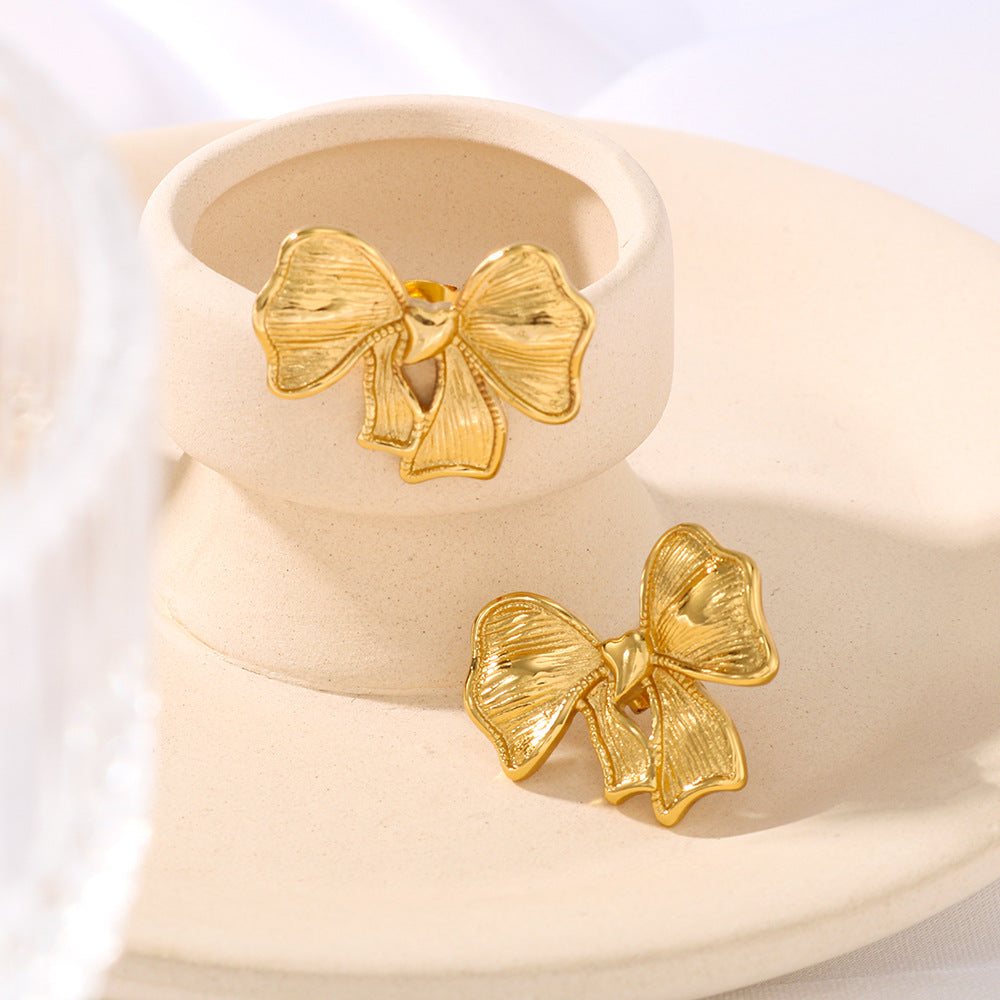 Elegant Bowknot-Shaped Stainless Steel Earrings with 18K Vacuum Plating for Women — Minimalist Geometric Design, Delicate and Versatile Fashion Jewelry