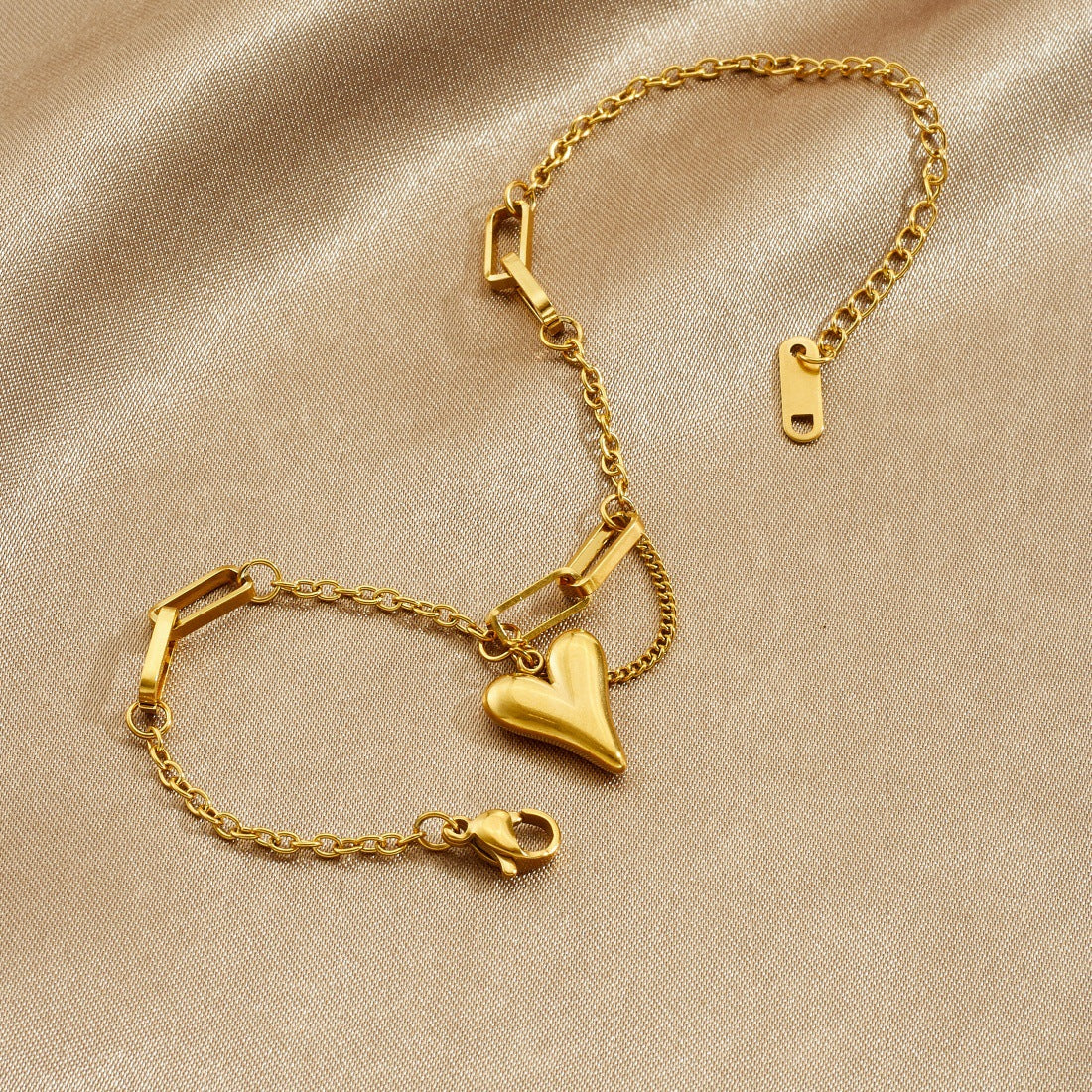 Gold Plated Stainless Steel Irregular Tassel Heart Bracelet for Women