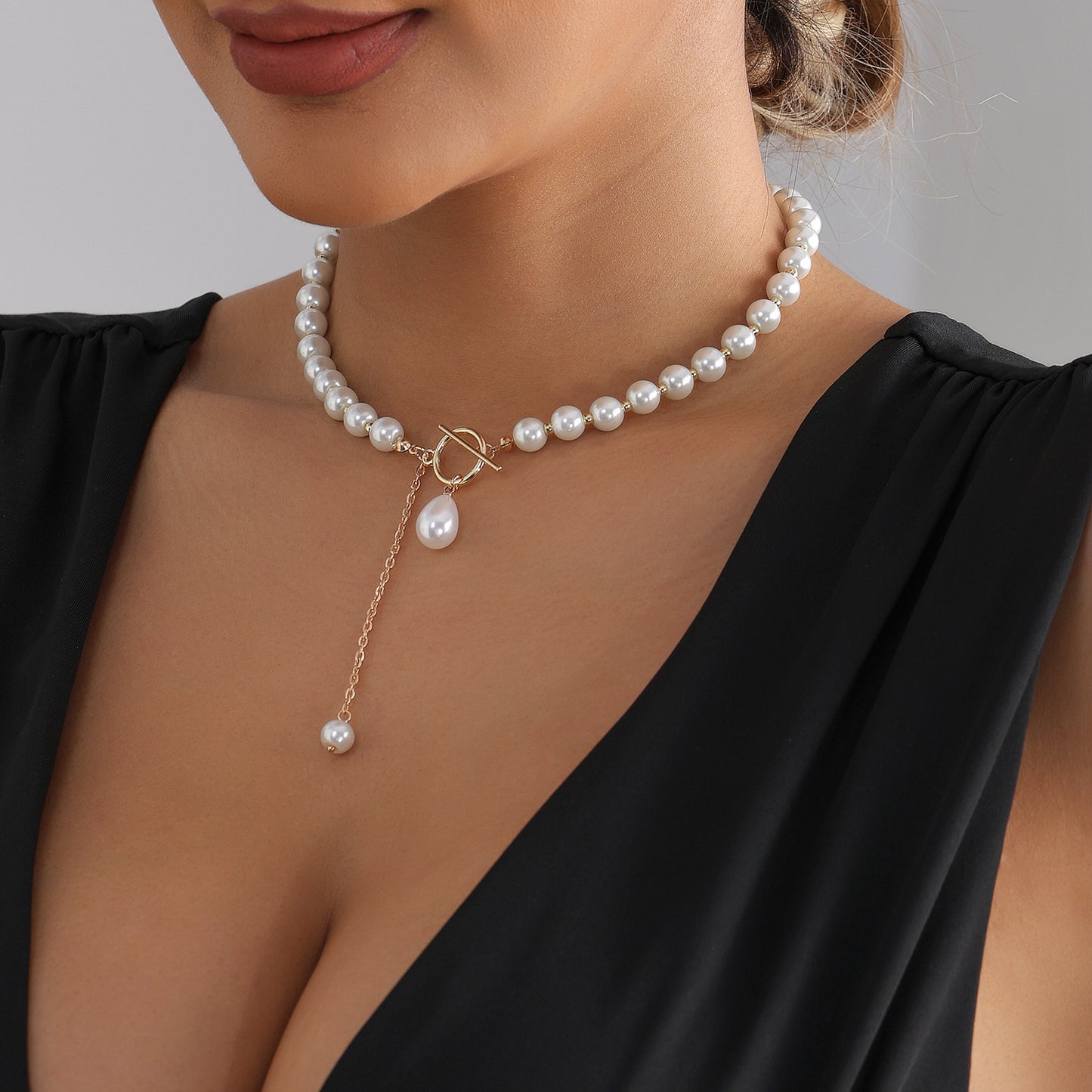 Minimalist Geometric Teardrop Alloy Plated Necklace with Tassel and OT Clasp for Women