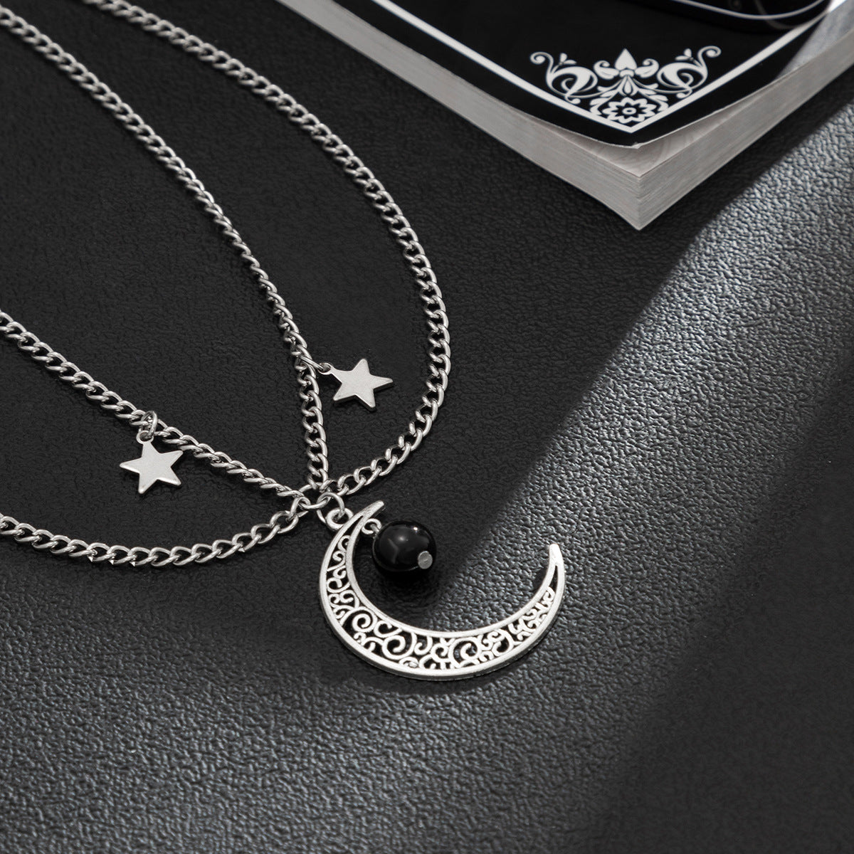 Collana con ciondolo a luna crescente geometrica minimalista e stella con catena a strati per donne