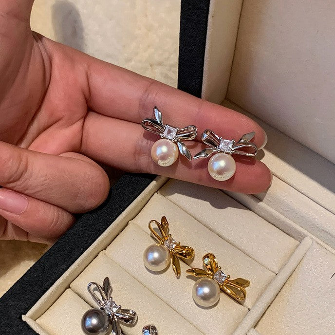 Orecchini a perno con fiocco di strass e perle con perni in acciaio placcato da donna, gioielli per orecchie vintage alla moda, minimalisti ed eleganti di lusso