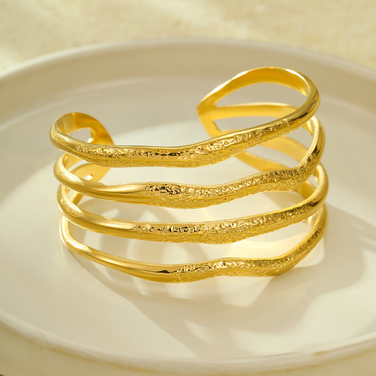 Vintage French Style Geometric Textured Stainless Steel Wide Cuff Bracelet with Hammered Finish for Women