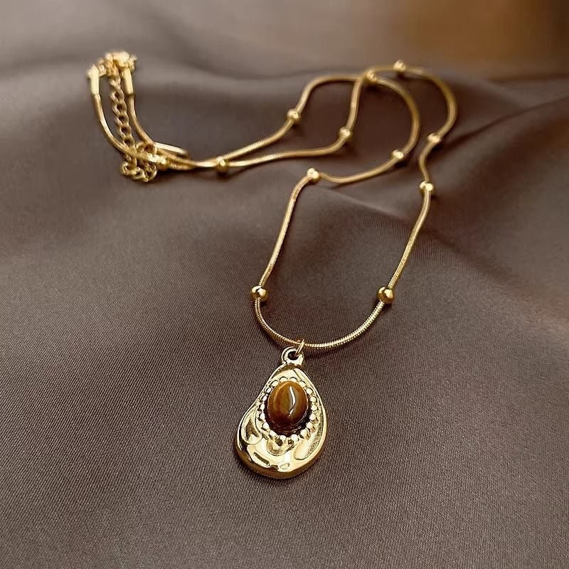 U-Shaped Geometric Round Titanium Steel Plated Pendant Necklace for Unisex