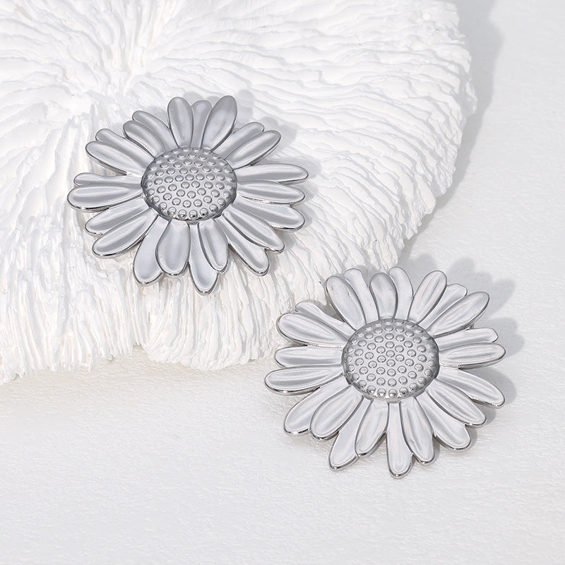 Sweet and Fresh Sunflower-Shaped Earrings in Stainless Steel with 18K Gold Plating for Women