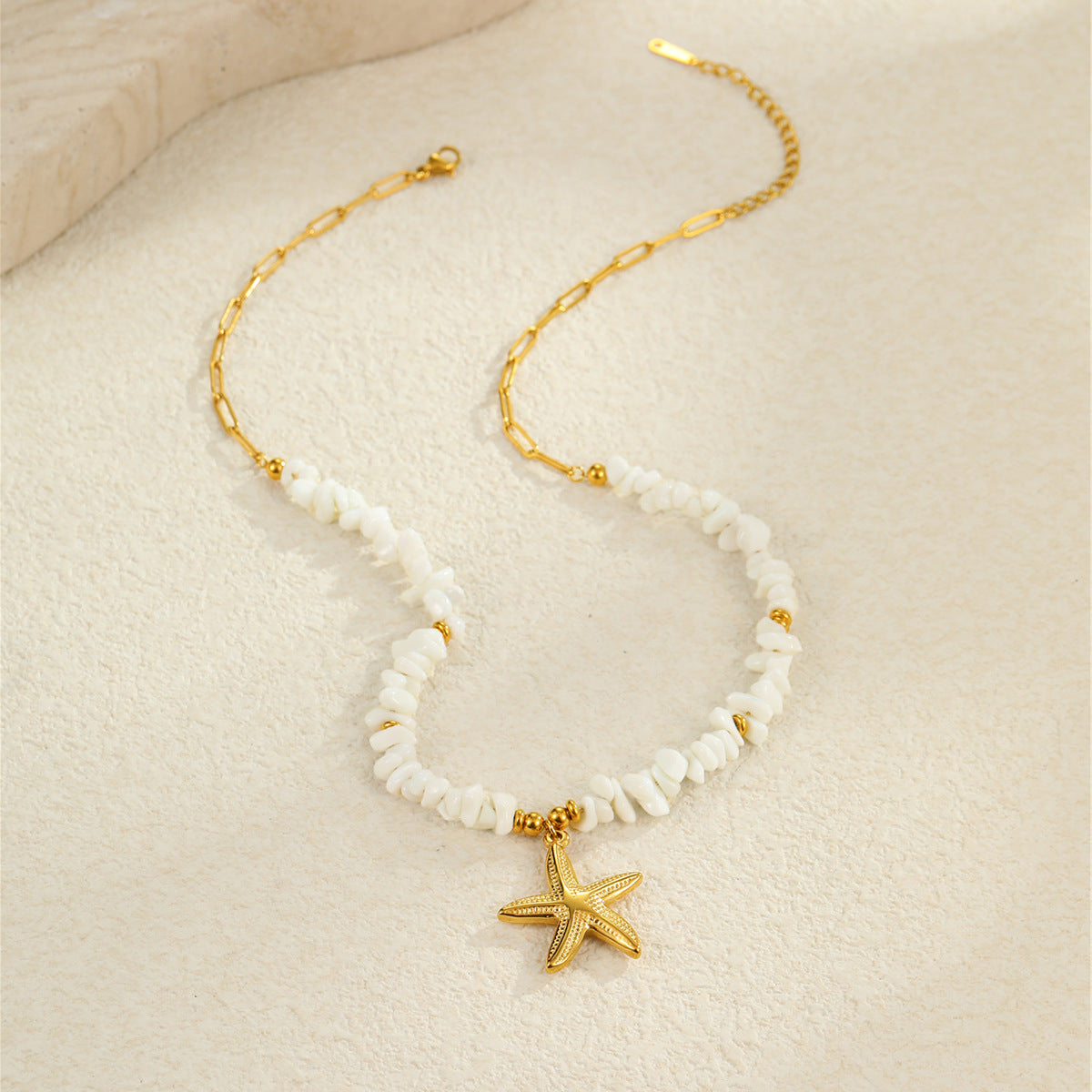 Fashionable Ocean-Inspired Shell and Starfish Pendant Necklace in Titanium Steel with 18K Gold Plating for Women