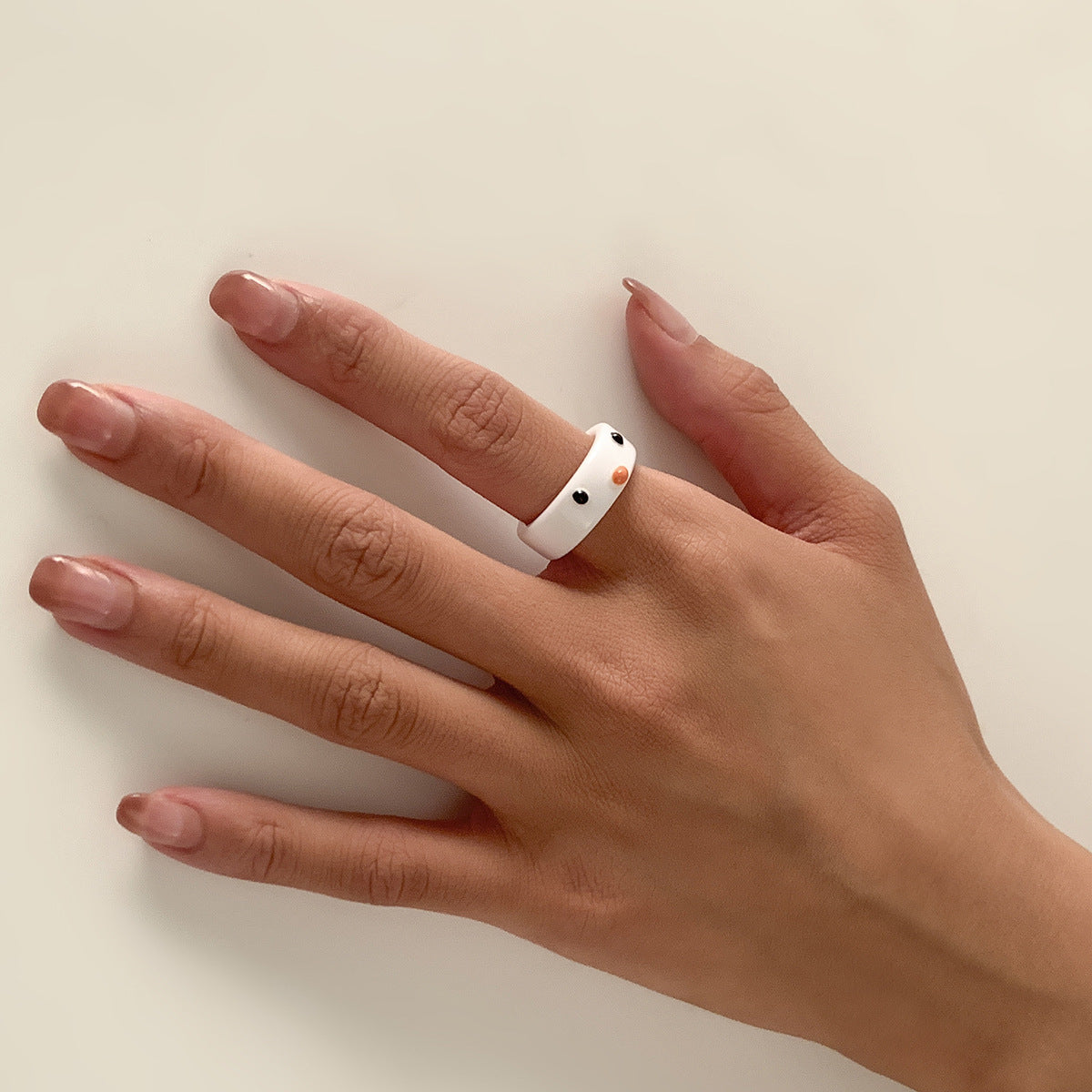 Anillo de rana de resina estilo vintage dulce y fresco para mujer