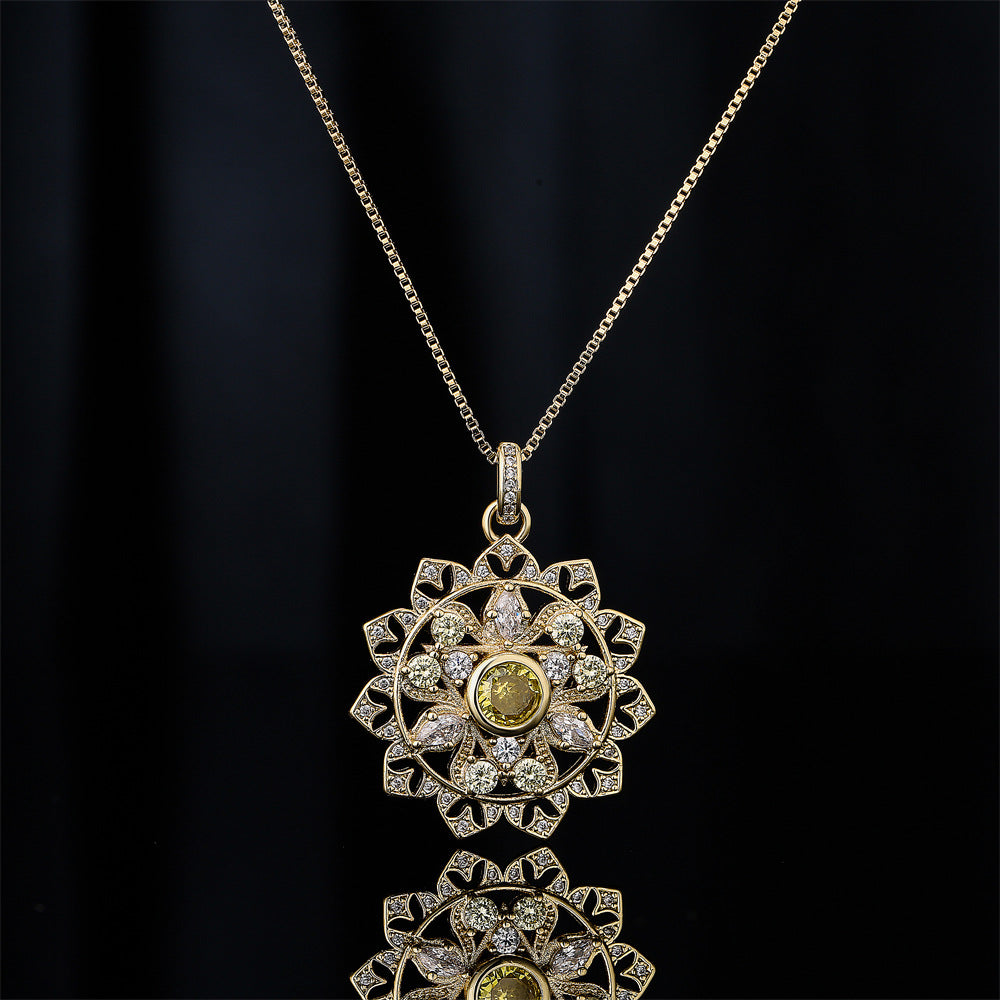 Collana con pendente geometrico minimalista in rame con zirconi micro-incastonati e placcatura in oro 18 carati