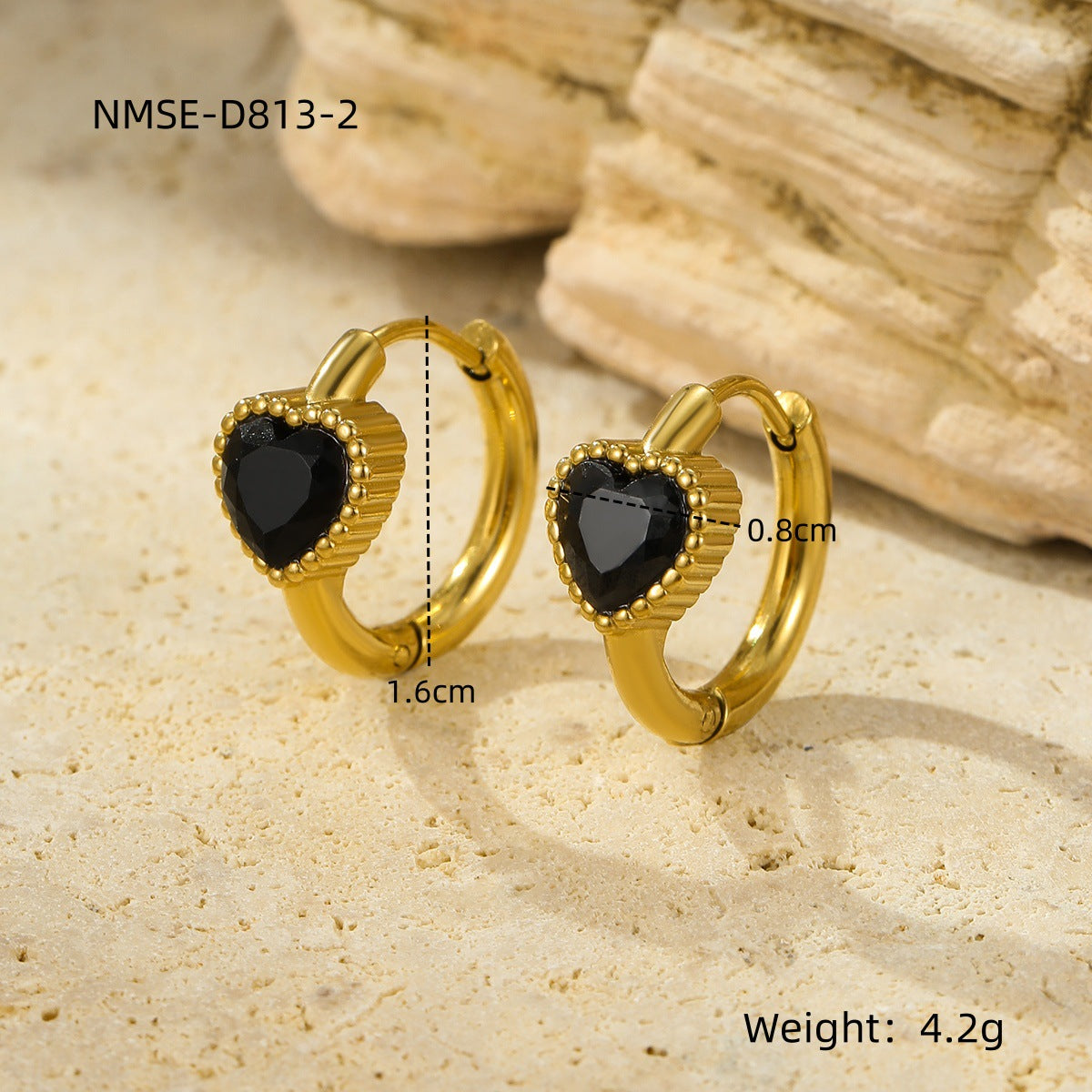 Pendientes vintage de circonita con baño de acero inoxidable en forma de corazón para mujer con un atractivo minimalista de lujo