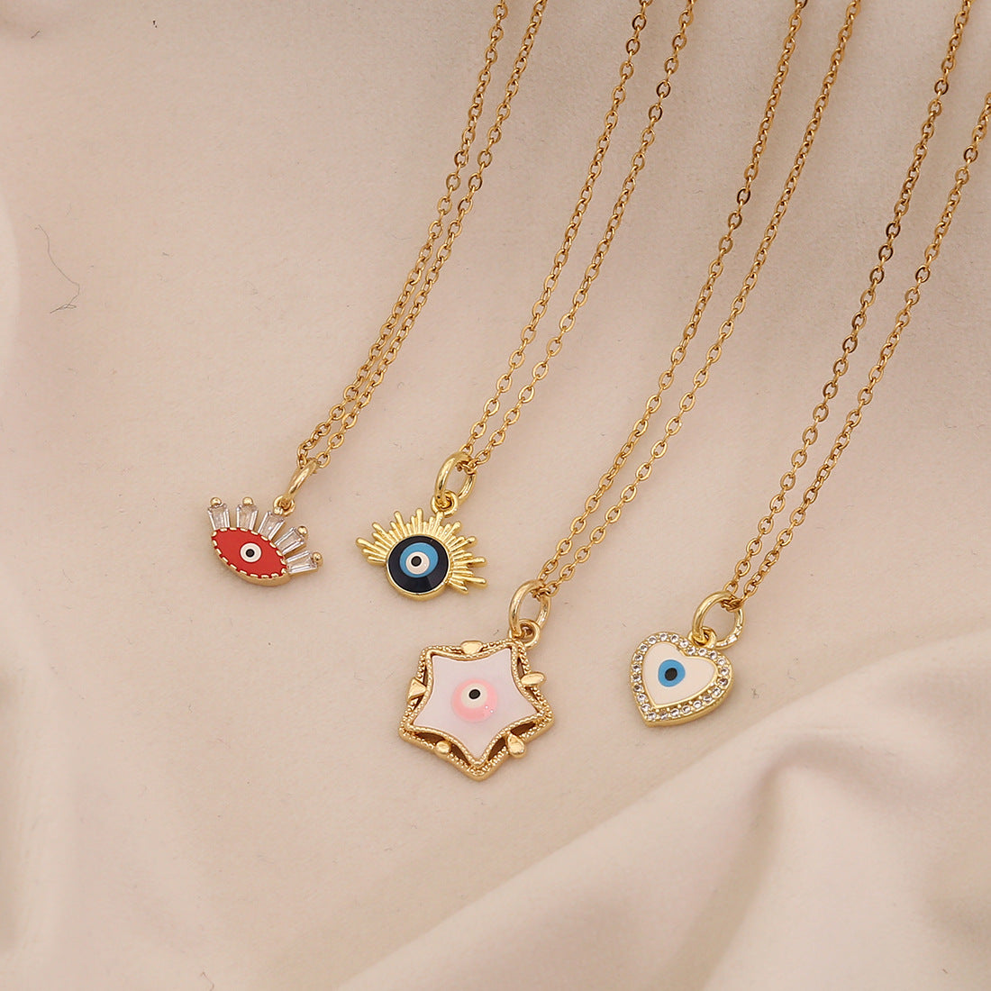 Collana con Ciondolo Cuore Occhio Smaltato Personalizzato in Acciaio Inossidabile con Catena a O da Donna