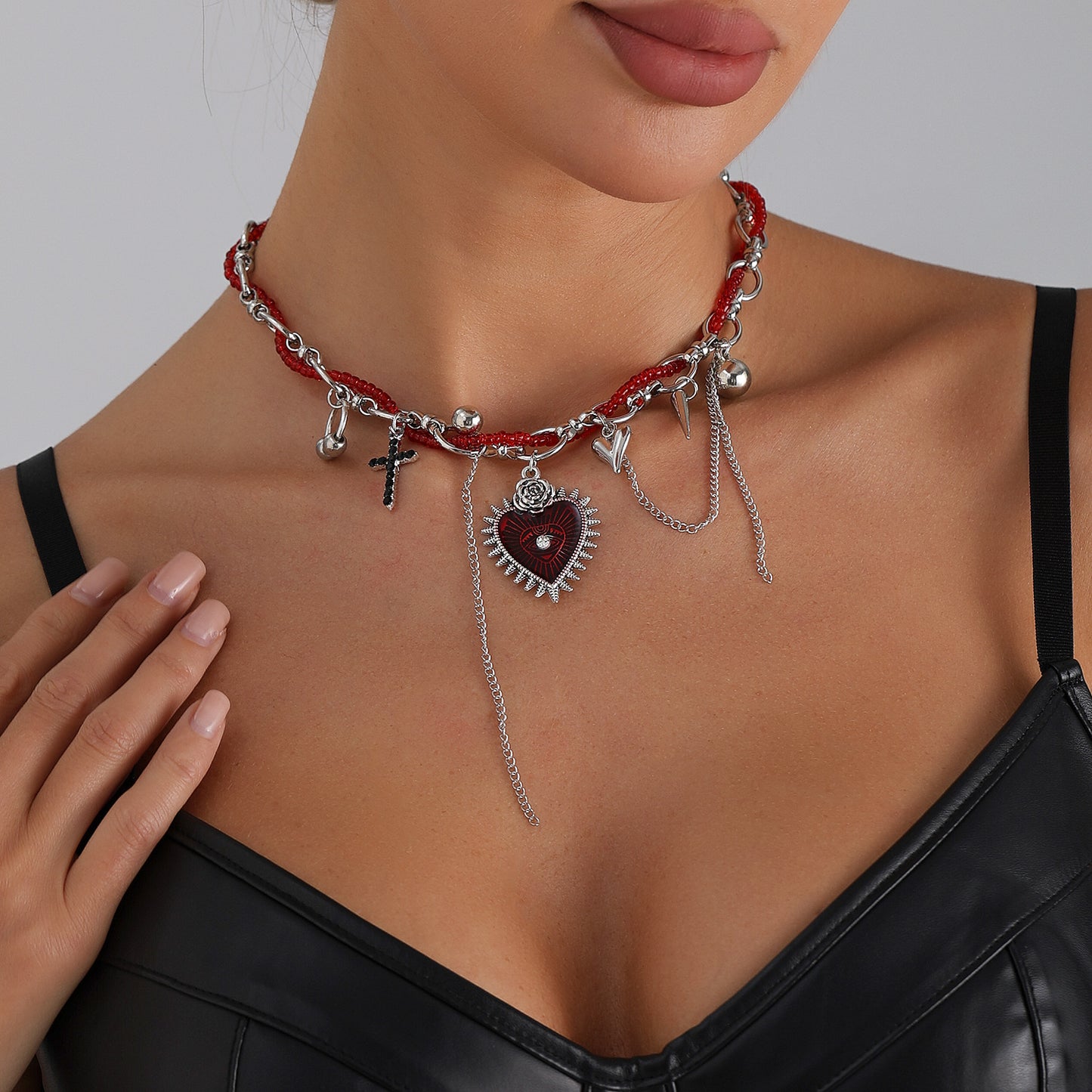 Gothic Streetwear Heart Geometric Alloy Plated Necklace for Women