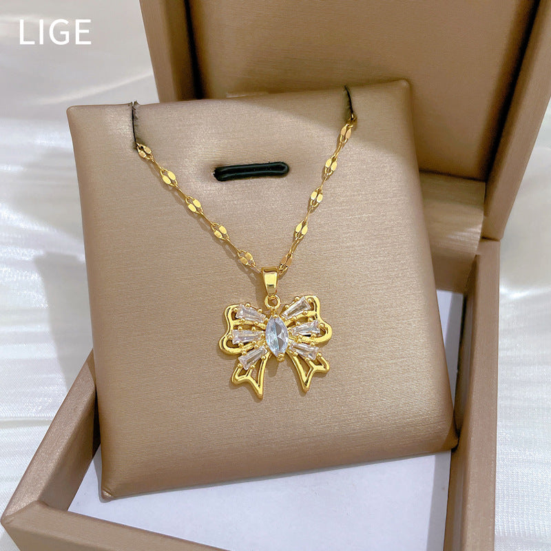 Luxury Hollow-Out Butterfly Pendant Necklace for Women Stainless Steel Delicate Locket Chain with Rhinestone Inlay