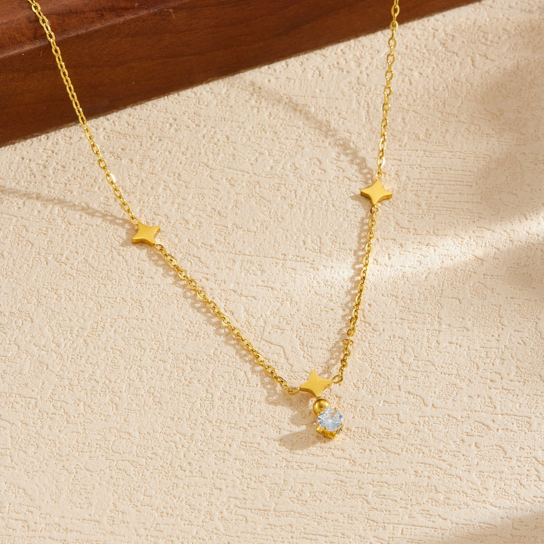 Sweet Elegant Star Rhinestone Inlay Gold Plated Stainless Steel Necklace for Women