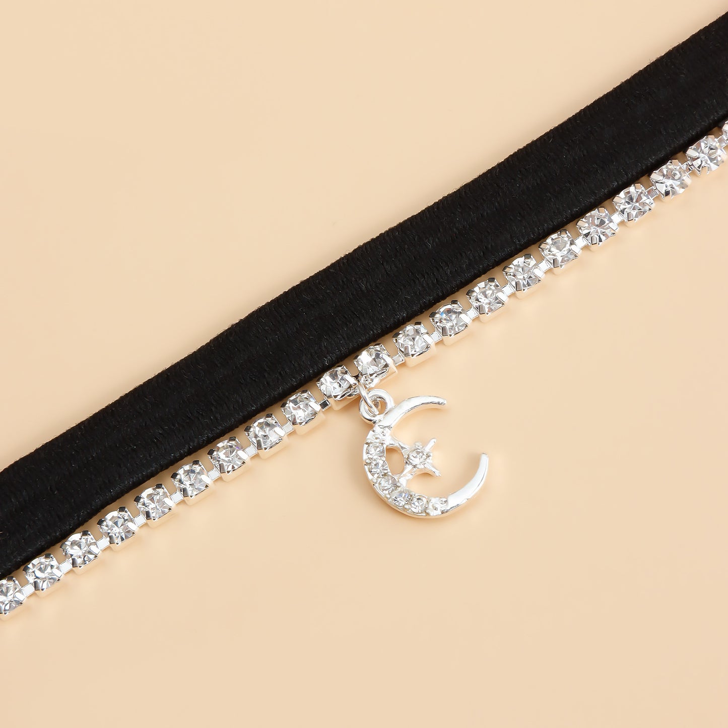 Minimalist Moon-Shaped Alloy Anklet with Rhinestone Accents and Elastic Black Band for Women