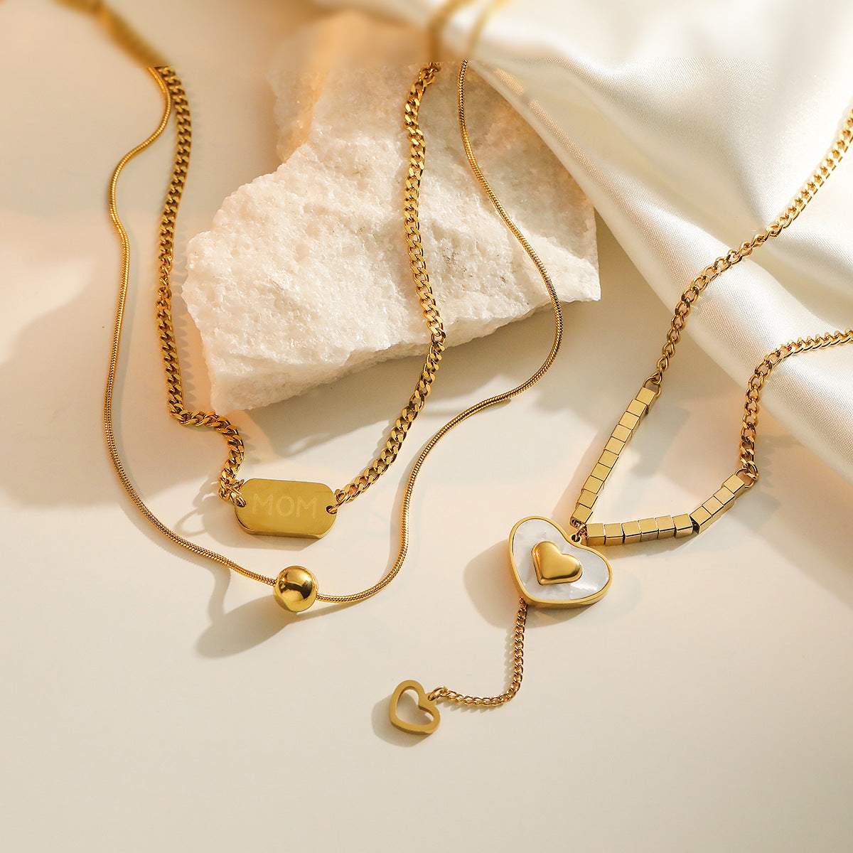 Minimalist Irregular Geometric Heart Pendant Necklace for Women in Titanium Steel with Real Gold Plating