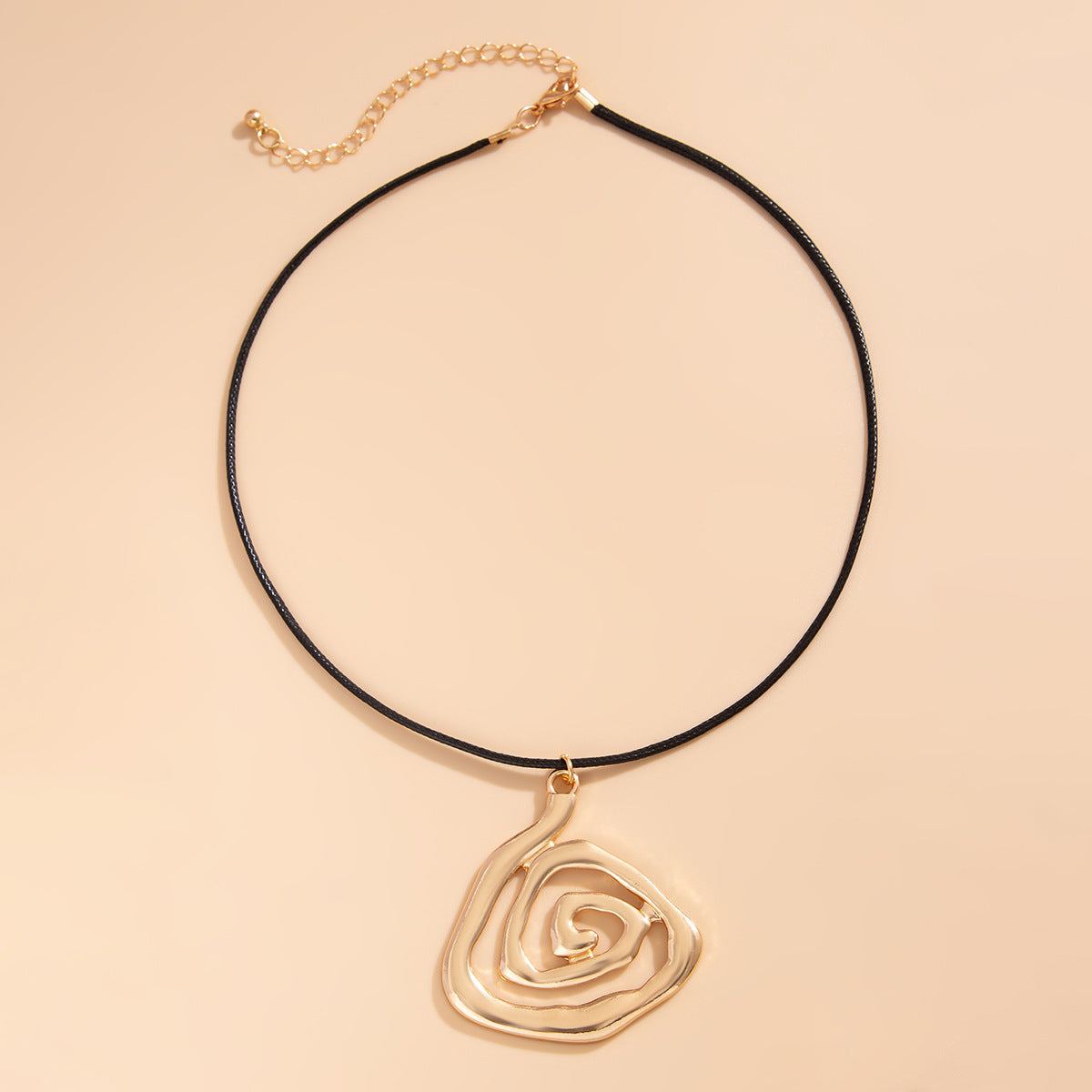 Orecchini a perno geometrici minimalisti in acciaio inossidabile con finitura smaltata, design a spirale e quadrato