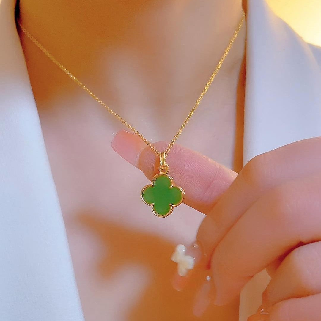 Collana Originale in Acciaio al Titanio a Forma di Fiore con Ciondolo in Rame Placcato Oro su Catena O per Donne e Uomini
