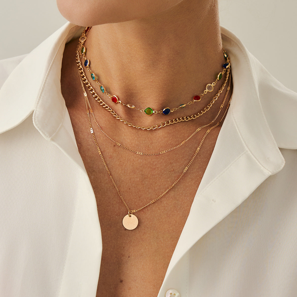 Minimalist Geometric Round Pendant Necklace for Women with Crystal Inlay and Metal Chain