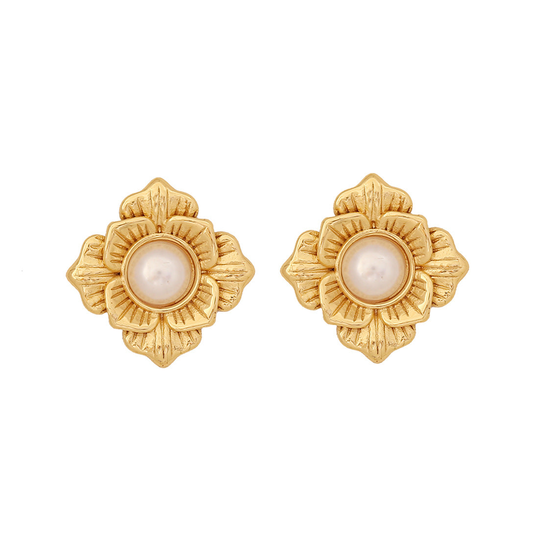 Fashionable OL Style Shell-Shaped Stainless Steel Stud Earrings with Pearl Inlay and Plated Finish