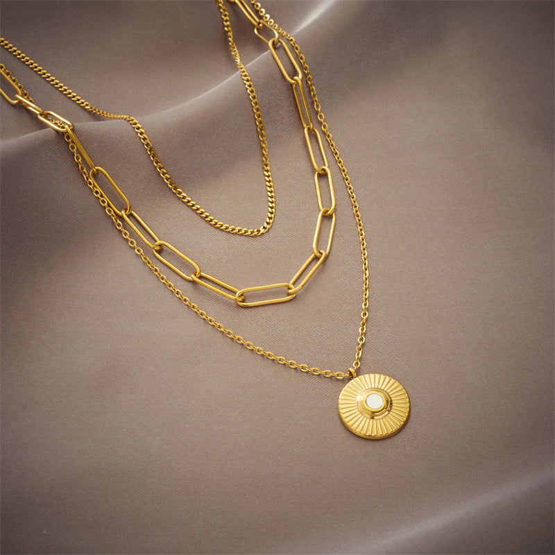 Collana pendente rotonda irregolare minimalista in stile vintage in acciaio al titanio con finitura placcata per donna