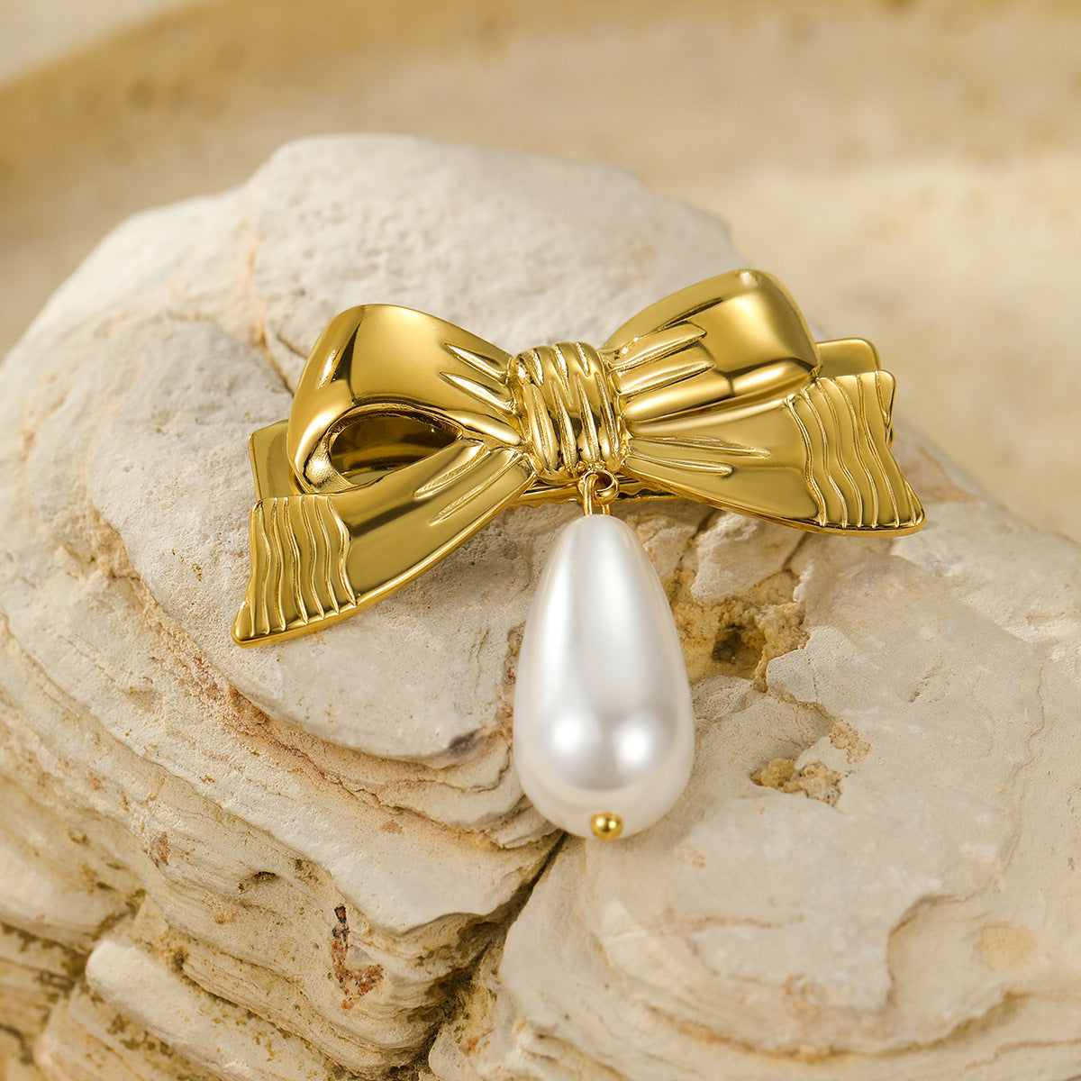 Fermaglio per Capelli da Donna con Fiocco alla Moda, Perle a Guscio in Acciaio Inossidabile con Finitura Placcata