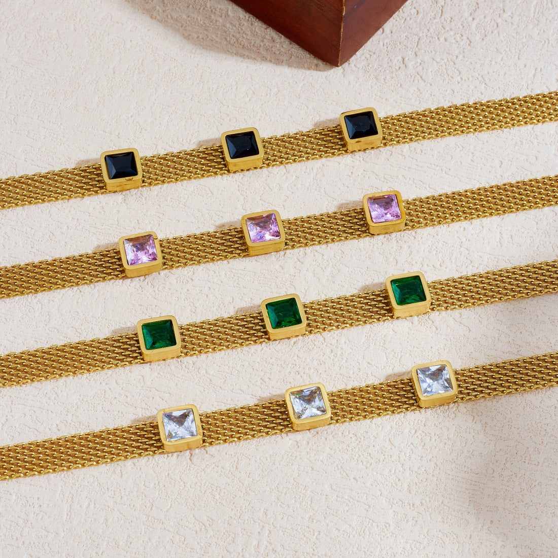 Vintage Gold Plated Geometric Square Rhinestone Mesh Chain Bracelet for Women