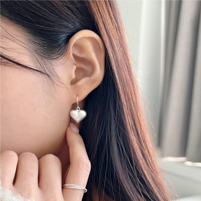 Minimalist Heart-Shaped 925 Sterling Silver Earrings with Brushed Finish for Women