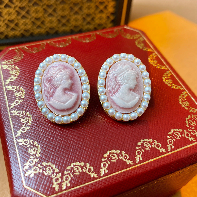 Vintage Geometric Earrings in Copper with Electroplating for Women, French Court Style Retro Ear Studs with Luxe Minimalist Aesthetic