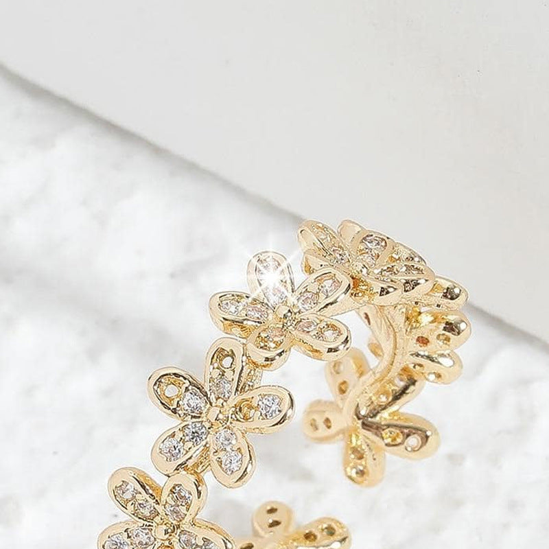 Anello da donna regolabile aperto in rame placcato oro stile pendolare alla moda con intarsio floreale di zirconi