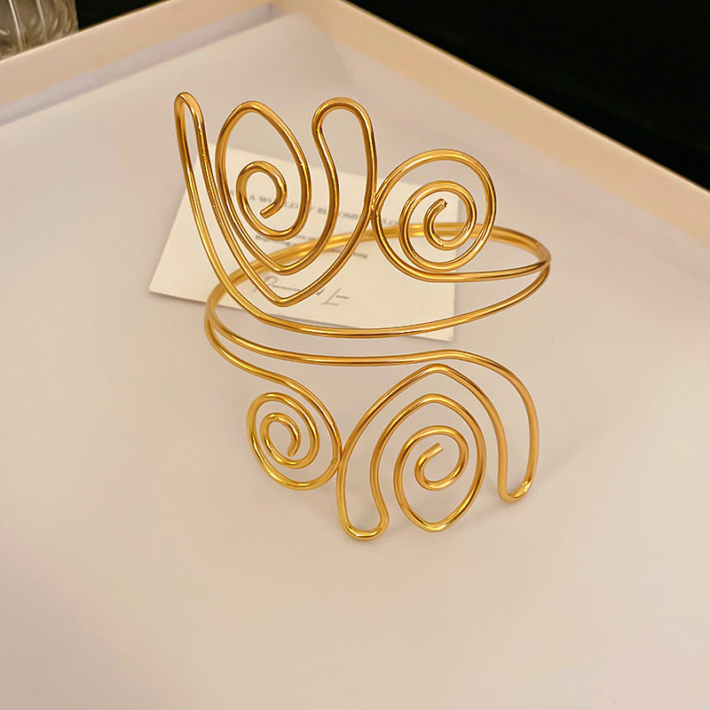 Pulsera Cóncava Irregular Minimalista para Mujer en Aleación de Latón con Acabado Galvánico