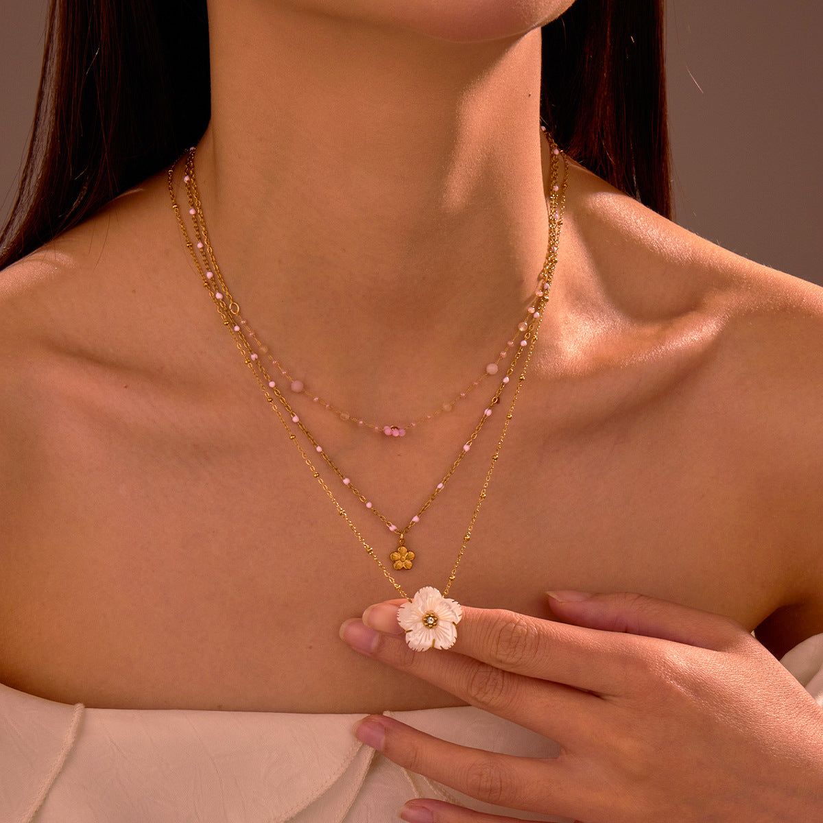 Fashionable Floral Geometric Stainless Steel Necklace with 18K Gold Plating for Women