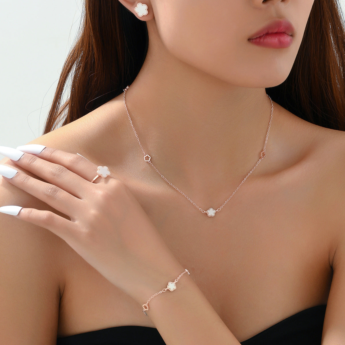 Minimalist Plum Blossom Necklace Set with Alloy Pendant and Enamel Finish for Women