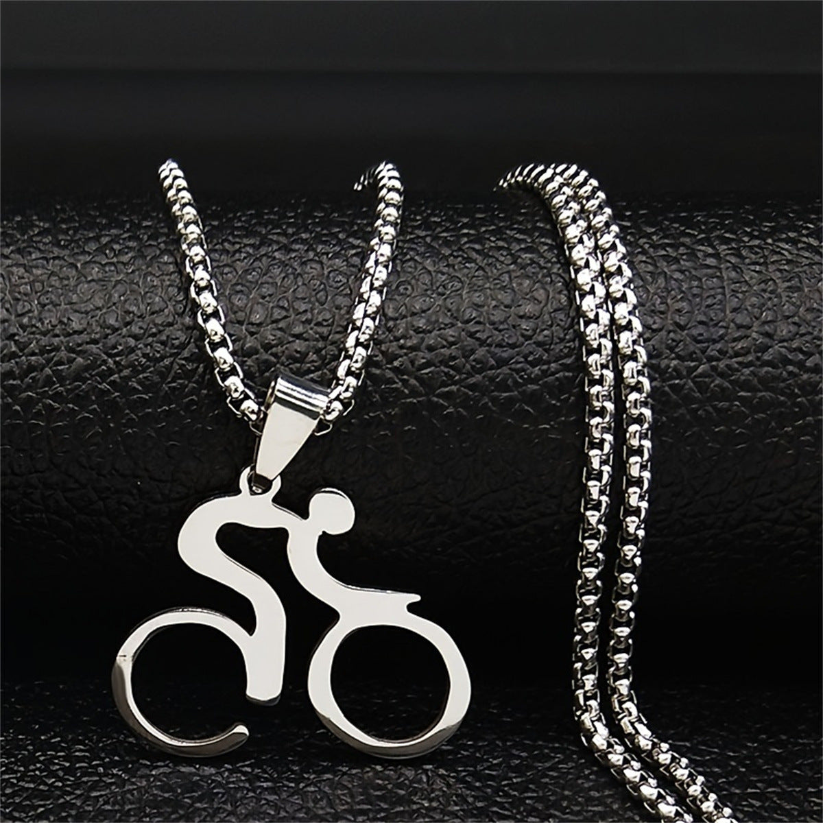 Minimalist Bicycle Pendant Necklace in Stainless Steel with Silver Plating for Unisex Daily Wear