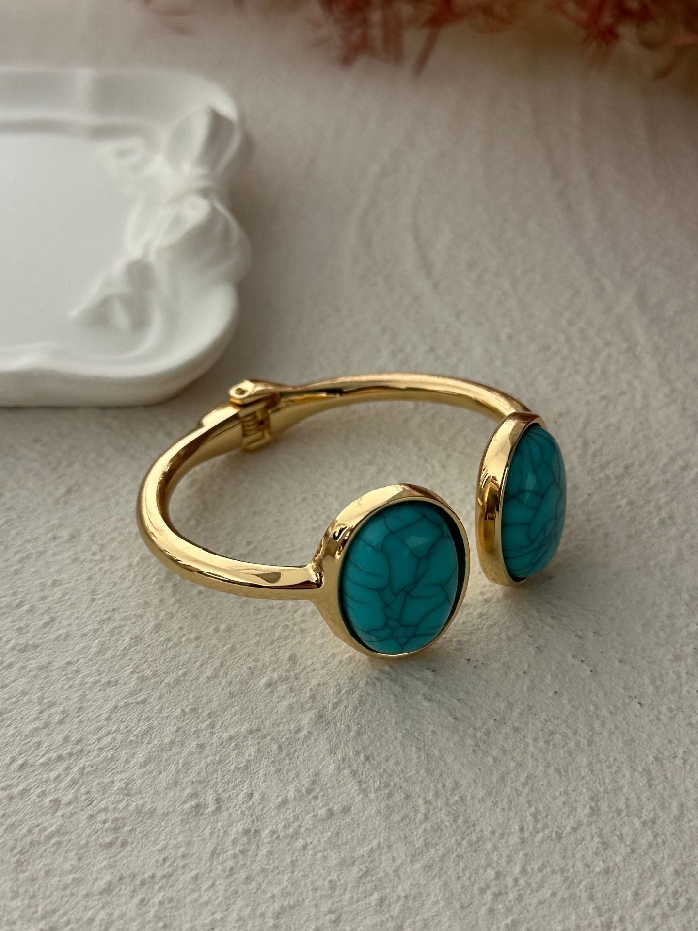 Geometric Oval Turquoise Plated Alloy Bracelet for Women
