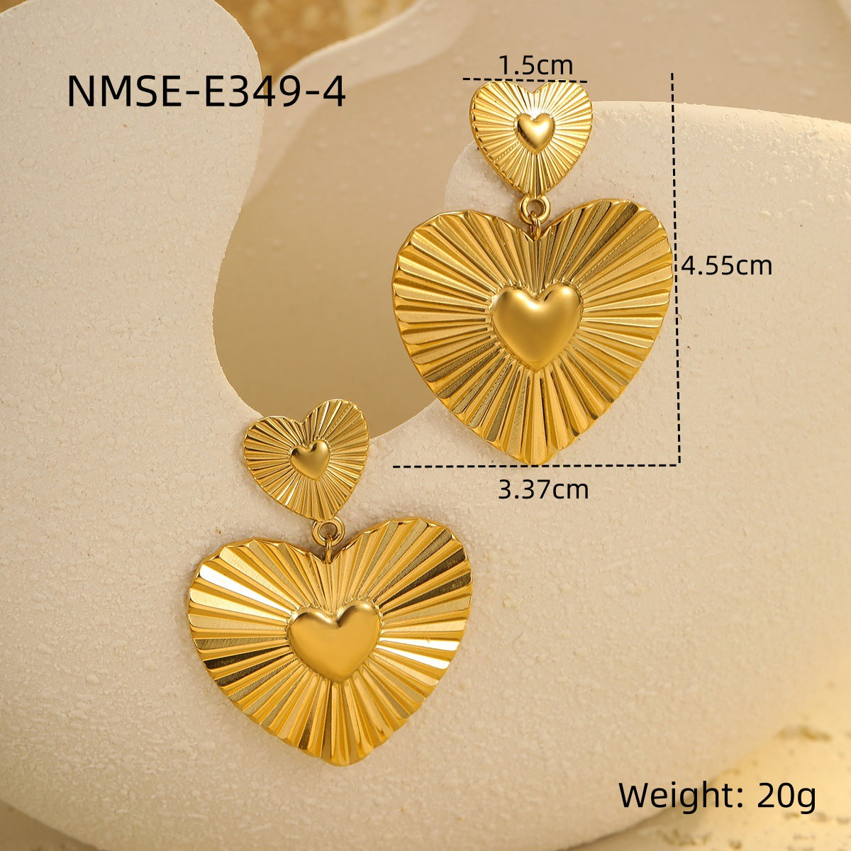Pendientes de acero inoxidable en forma de corazón a la moda con acabado chapado para mujer