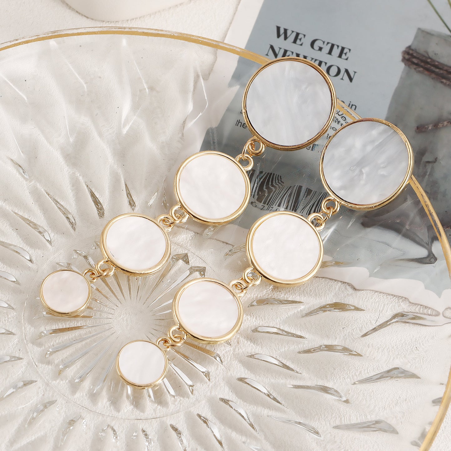 Vintage Minimalist Geometric Alloy Stud Earrings with White Mother-of-Pearl and Moon Motif