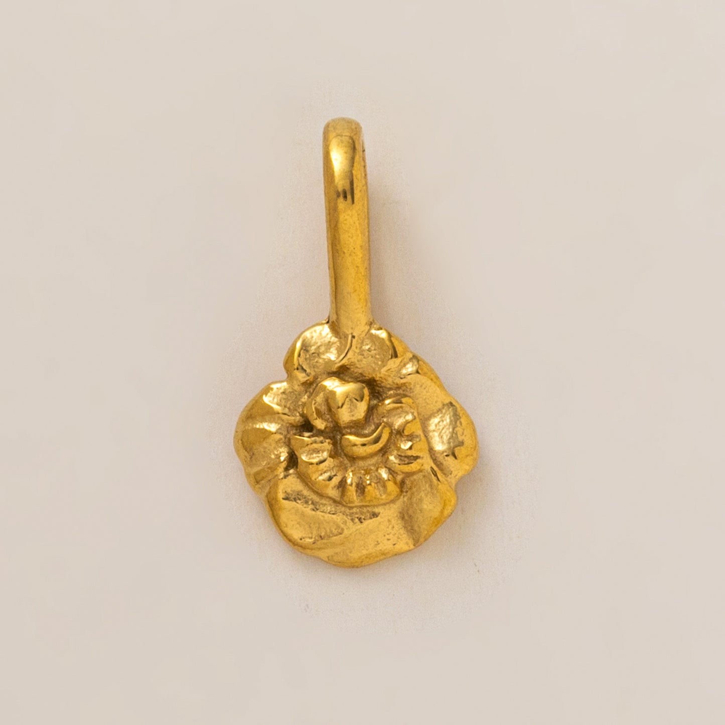 Vintage 18K Gold PVD Stainless Steel Floral Pendant Charm Bar
