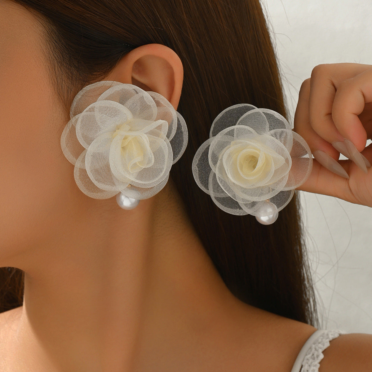 Minimalist Geometric Pearl-Embellished Floral Stud Earrings for Women with Eco-Friendly Plating and Stainless Steel Posts