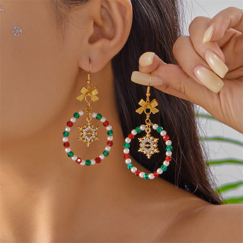 Aretes colgantes de Navidad con forma de estrella y campana para mujer, de aleación con acabado galvanizado, con motivos festivos de copos de nieve y árboles