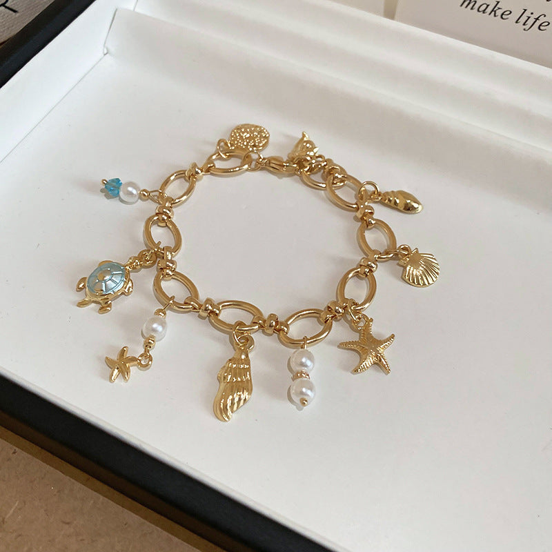 Vintage Luxury Geometric Cubic Zirconia Inlaid Pearl Bracelet for Women