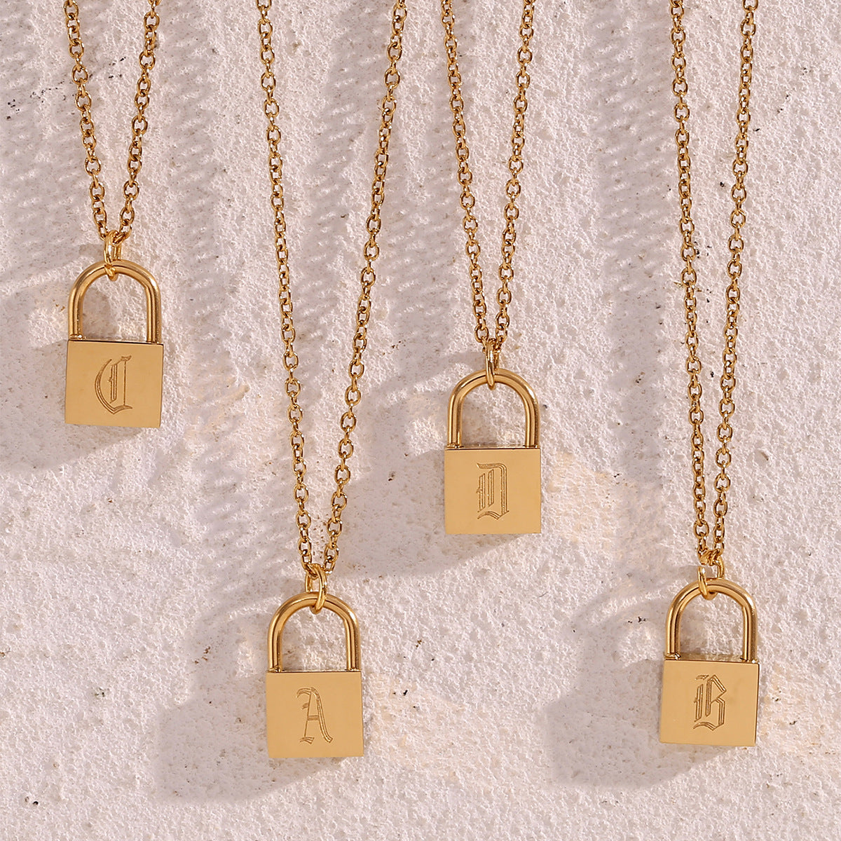 Fashionable Minimalist Stainless Steel Letter Pendant Necklace with Plated Finish for Women